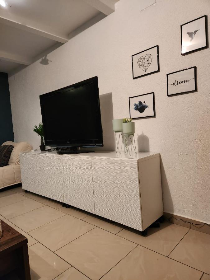 Suite 2 Lits Auberge Du Manala Hotel 24 24 Proche Basel Saint-Louis  Kültér fotó