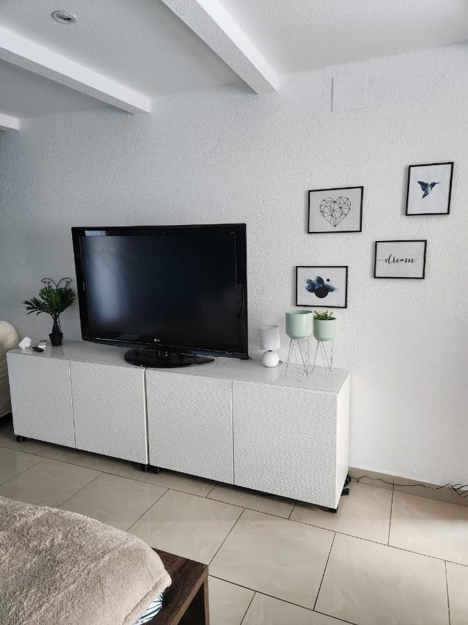 Suite 2 Lits Auberge Du Manala Hotel 24 24 Proche Basel Saint-Louis  Kültér fotó